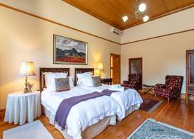 Evergreen Manor and Spa 4