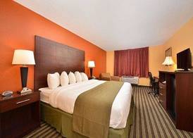 Quality Inn & Suites Grinnell near University 5