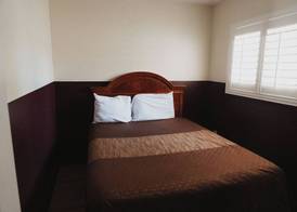 Paso Robles Wine Country Inn 4