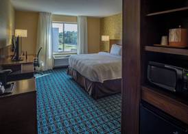 Fairfield Inn & Suites by Marriott Wisconsin Dells 5