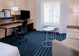 Fairfield Inn & Suites by Marriott Detroit Canton 2