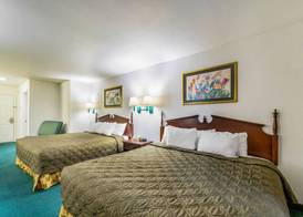 Travelodge by Wyndham Decatur TX 5