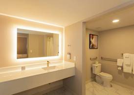 Holiday Inn Express - New Rochelle by IHG 5