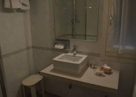 Hotel Holiday- Alla Finestrella 4