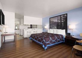 Super 8 by Wyndham Dunnigan 3
