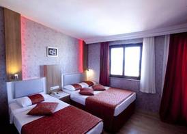 Aleria Belport Beach Hotel 5