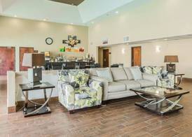 Quality Inn & Suites North Montgomery 2