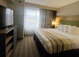 Country Inn & Suites by Radisson, Wytheville, VA 5