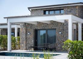 Terra Olivia Luxury Villas and Suites 4