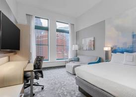 Courtyard by Marriott Pittsburgh Downtown 4
