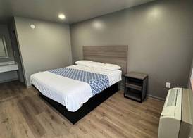 David Crockett Motel 3