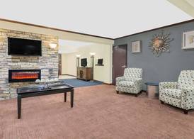 Travelodge by Wyndham Lima OH 2
