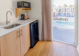 Dunes Inn & Suites - Tybee Island 5