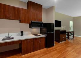 Super 8 by Wyndham Houston Northwest Cypress 4