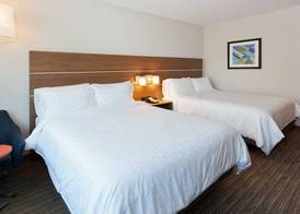 Holiday Inn Express & Suites FAYETTEVILLE by IHG 4