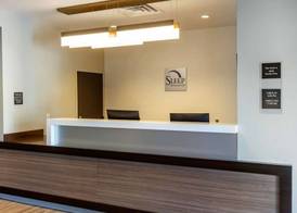 Sleep Inn & Suites Tampa South 2