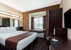 Microtel Inn and Suites Eagle Pass 3