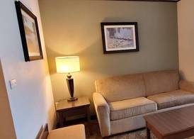 Best Western Plus Emory at Lake Fork Inn & Suites 4