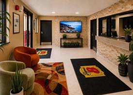 Super 8 by Wyndham Lexington Park/California Area 3