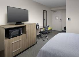 Holiday Inn Express & Suites ANNAPOLIS by IHG 4