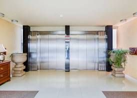 Howard Johnson by Wyndham Toluca 2