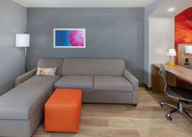 La Quinta by Wyndham New Braunfels 5