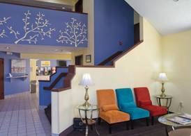 Days Inn by Wyndham Blue Springs 3