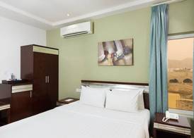 Saffron Hotel and Lounges 4