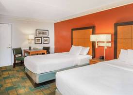 La Quinta Inn by Wyndham Colorado Springs Garden of the Gods 4