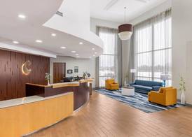 Comfort Inn & Suites 2