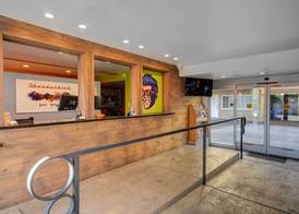 Thunderbird Boutique Hotel 2