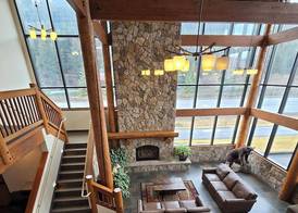 Breeze Inn Hotel & Motel 3
