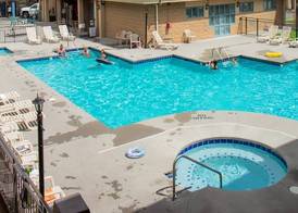Norma Dan Motel - Near Dolly Parton's Stampede Dinner Attraction 2