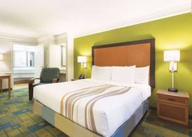 La Quinta Inn by Wyndham San Diego Chula Vista 4