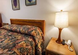 Autzen Inn 4