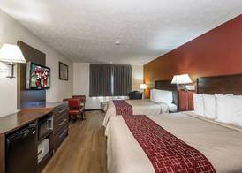 Red Roof Inn & Suites Hermitage 4