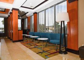 Fairfield Inn Hartford Airport 4