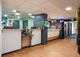 B&B HOTEL Paris Porte de Châtillon 4