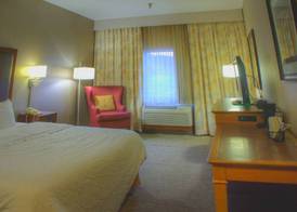 Wingate by Wyndham Steubenville 4