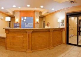 Holiday Inn Express & Suites DETROIT - UTICA by IHG 2