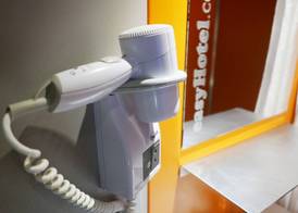 easyHotel Zürich City Centre 5