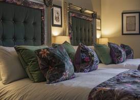 The Kings Arms and Royal Hotel, Godalming, Surrey - The Coaching Inn Group 4