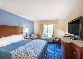 Aderi Hotel Niantic 4