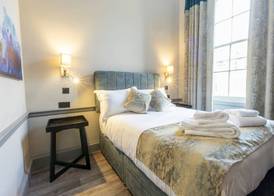 MONO Suites NEW TOWN 5