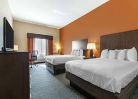 Best Western Plus Longhorn Inn & Suites 4