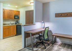 Holiday Inn Express & Suites ROCKY MOUNT/SMITH MTN LAKE by IHG 2