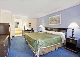 Travelodge by Wyndham North Richland Hills/Dallas/Ft Worth 5