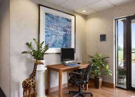 Days Inn by Wyndham Middletown 3