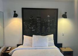 Super 8 by Wyndham Montreal 4