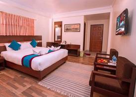Hotel Spring 4